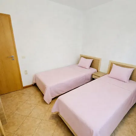 Spacious With 2 Bedrooms And 2 Bathrooms Complex Royal Sun Sunny * サニービーチ