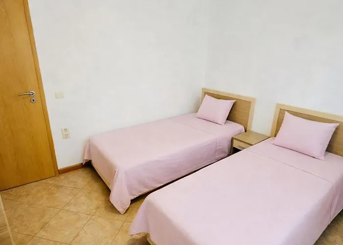 Spacious With 2 Bedrooms And 2 Bathrooms Complex Royal Sun Sunny * Slantchev Briag