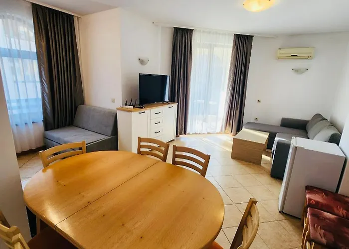 Spacious With 2 Bedrooms And 2 Bathrooms Complex Royal Sun Sunny Appartement *