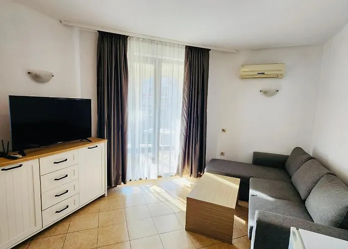 Spacious With 2 Bedrooms And 2 Bathrooms Complex Royal Sun Sunny Appartement